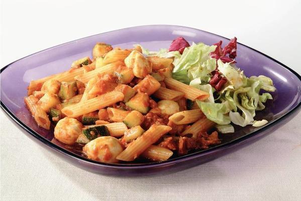 penne with tomato and mascarpone sauce