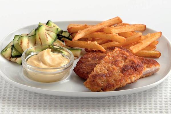 schnitzel with grilled zucchini