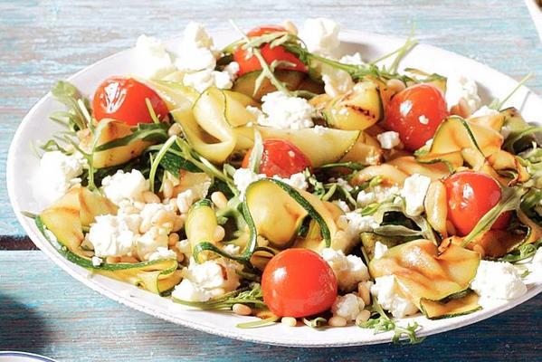 Mediterranean zucchini salad with white cheese