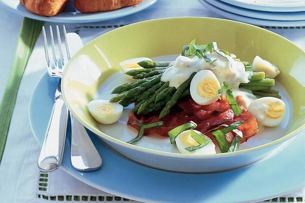 green asparagus tips with ham and quail egg