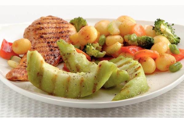 chicken fillet with grilled melon