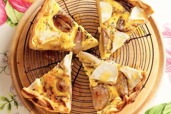 goat cheese quiche with honey
