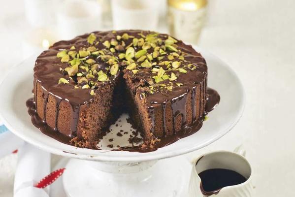 chocolate cardamom cake