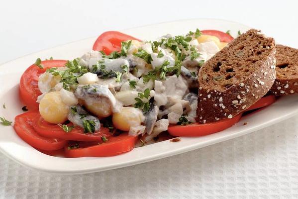 herring salad with baby potatoes