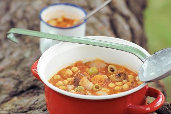 chickpea soup with catalan sausages