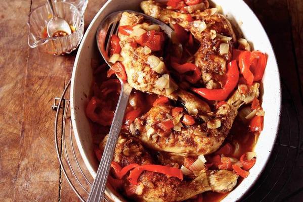 fragrant stewed chicken and paprika
