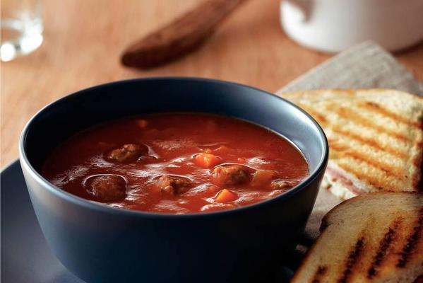 tomato soup with toasted sandwiches