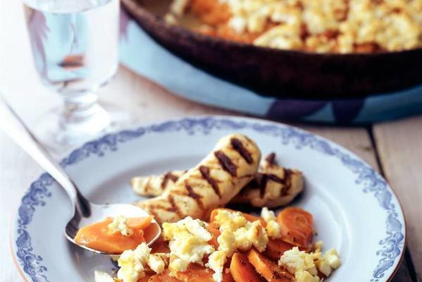 carrot gratin with cheese and grilled chicken