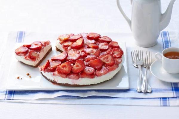 Strawberry monchou cake