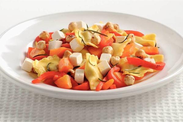 ravioli with roasted peppers and cheese