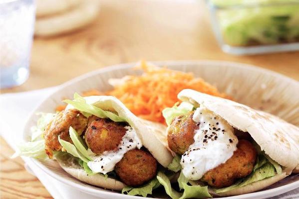shoarma sandwiches with vegetable balls and carrot oranges salad