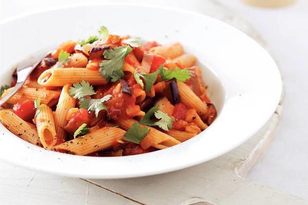 pasta with stewed eggplant and tomato