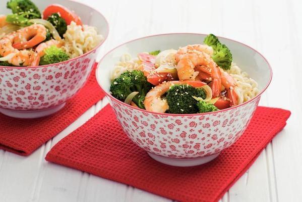 shrimp and broccoli in soy sauce