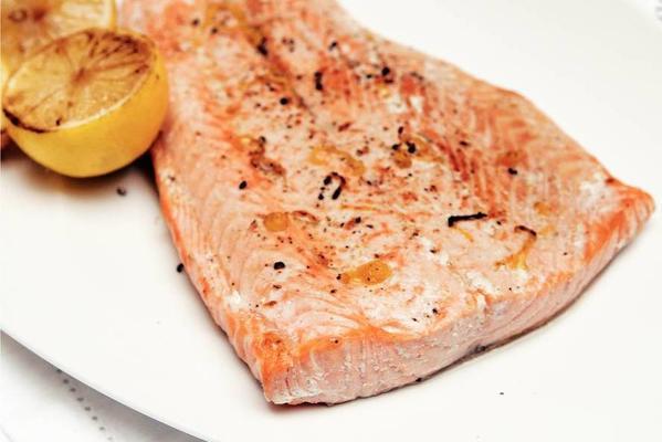 salmon with herbs-beurre blanc