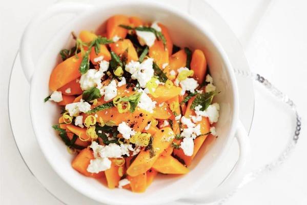 carrots with white cheese