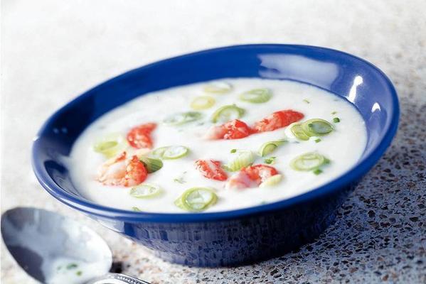 cream soup with crayfish