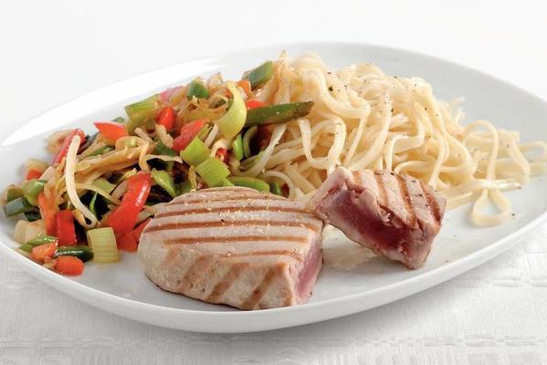 grilled tuna with garlic and pepermie