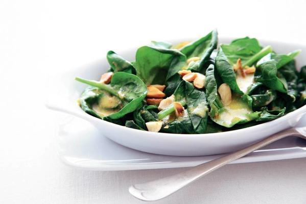 lukewarm spinach salad with mustard dressing