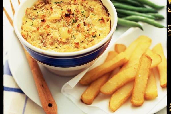 fish pot with French fries