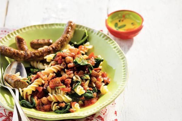 fusilli with spinach and sausages
