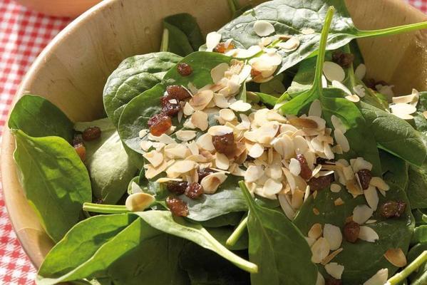 spinach salad with curry dressing