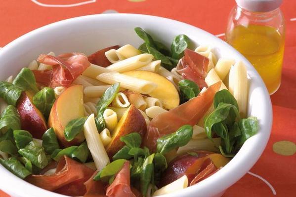 pasta salad with ganda ham and peach