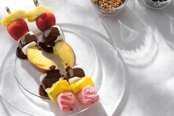 marshmallow fruit skewers with chocolate sauce