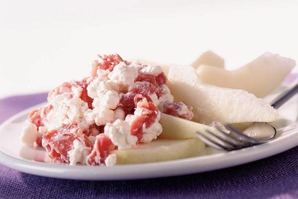 pear with ham and cottage cheese