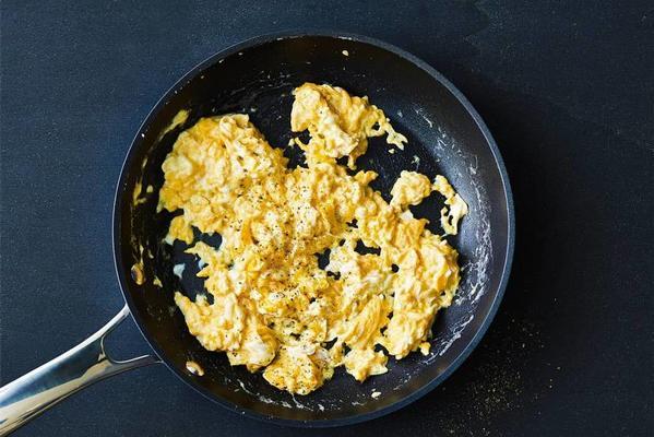 the perfect scrambled egg