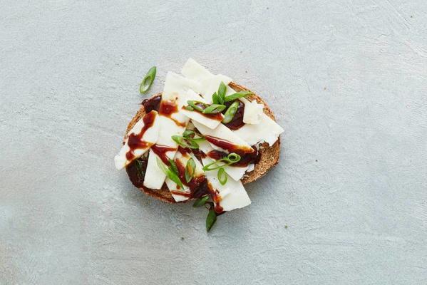 open wholemeal sandwich old goat's cheese