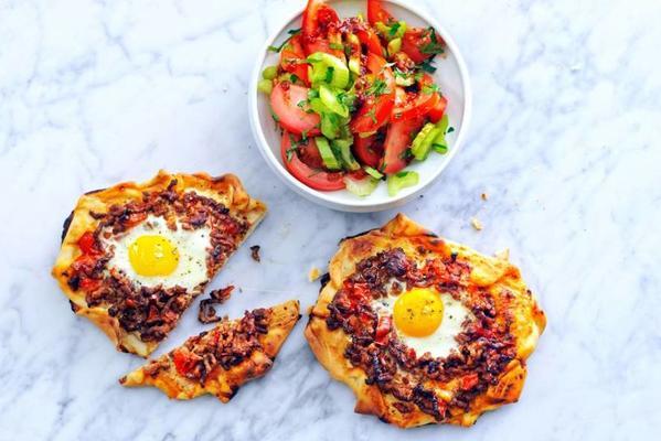 minced meat with egg and tomato salad