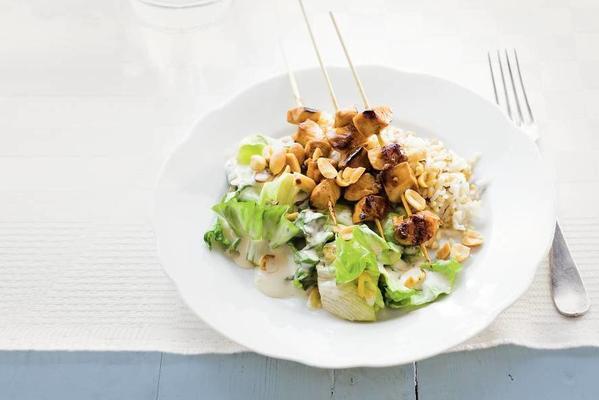 endive with chicken skewers