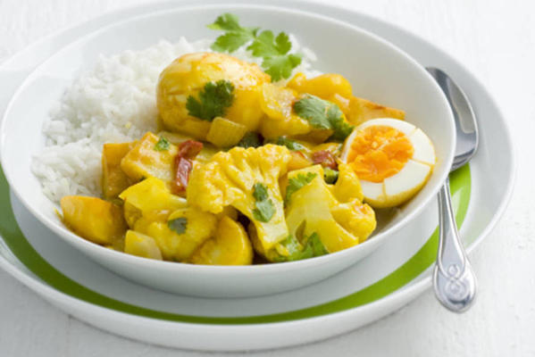 curry of cauliflower, potatoes and eggs