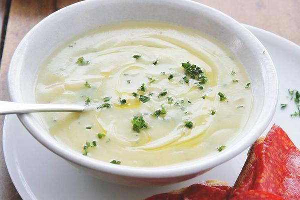 garlic-potato soup