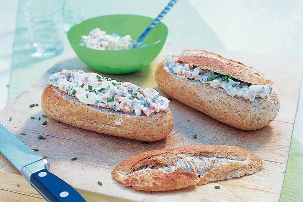 pistolets with egg-salmon salad