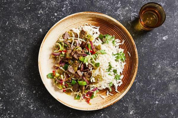 thai beef stir fry curry with rice