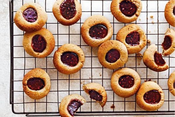 jam cookies from donna hay