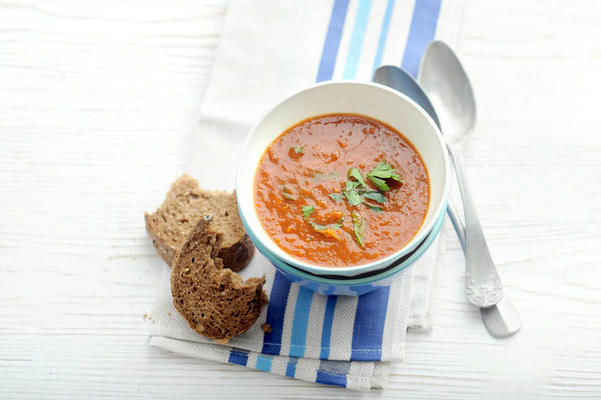 Tomato-vegetable soup