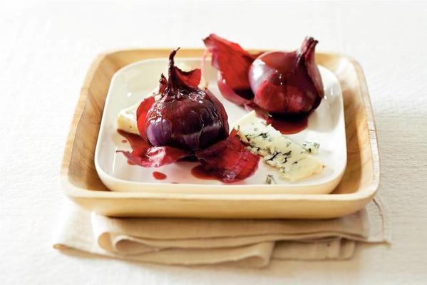 puffed red onion in wine syrup