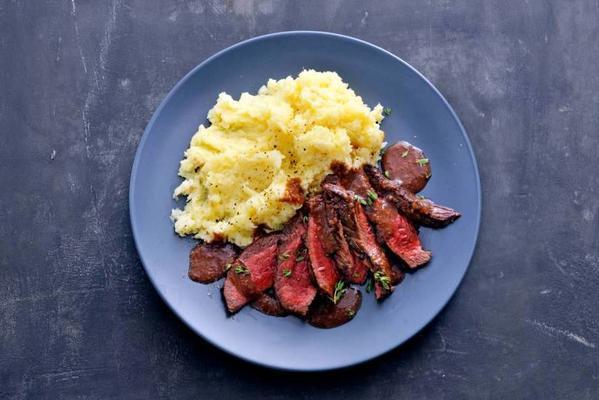 deer steaks with game sauce and parsnip puree