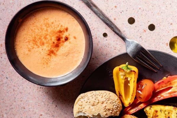 fresh yogurt sauce with grilled peppers