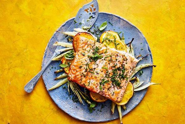 salmon with fennel, orange and fresh herbs