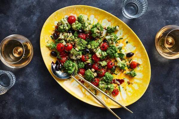 romanesco salad with tomato and olive