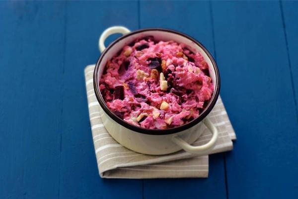 beetroot stew with cumin cheese