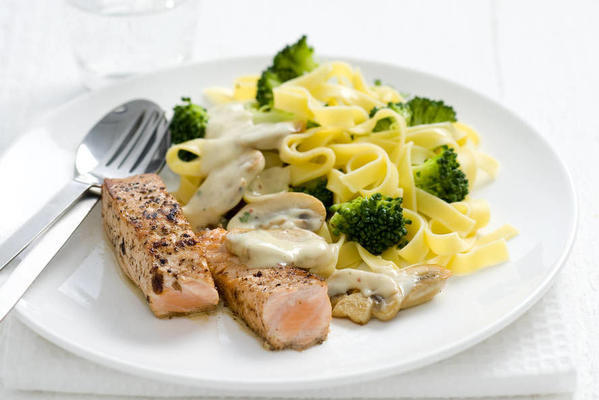baked salmon with tagliatelle