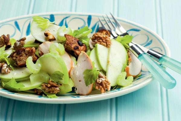meal salad of chicken, apple and celery