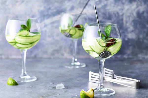 cucumber cocktail with lime and star anise
