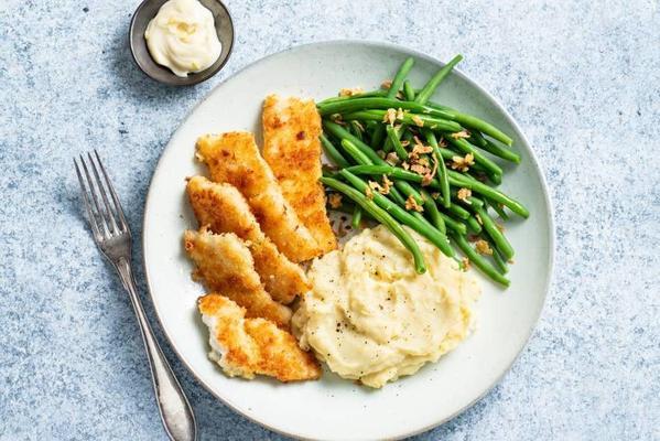 homemade fish fingers with beans and lemon mayo