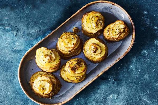 potato turrets with rosemary and parmesan