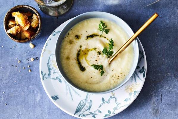 roasted cauliflower soup with carrot parsley and herb oil